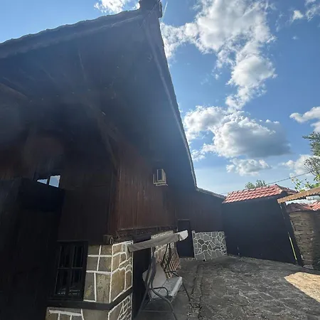 Semesterbostad роза *